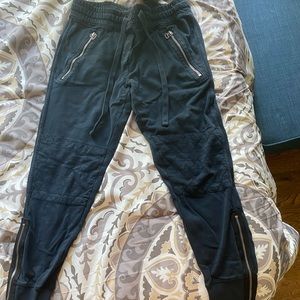 Gap navy blue joggers